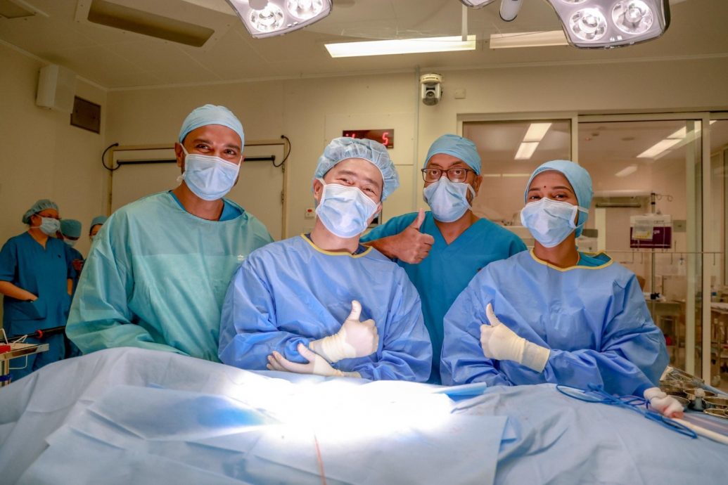 我国首例复杂凯利手术  矫正印尼男童膀胱外翻