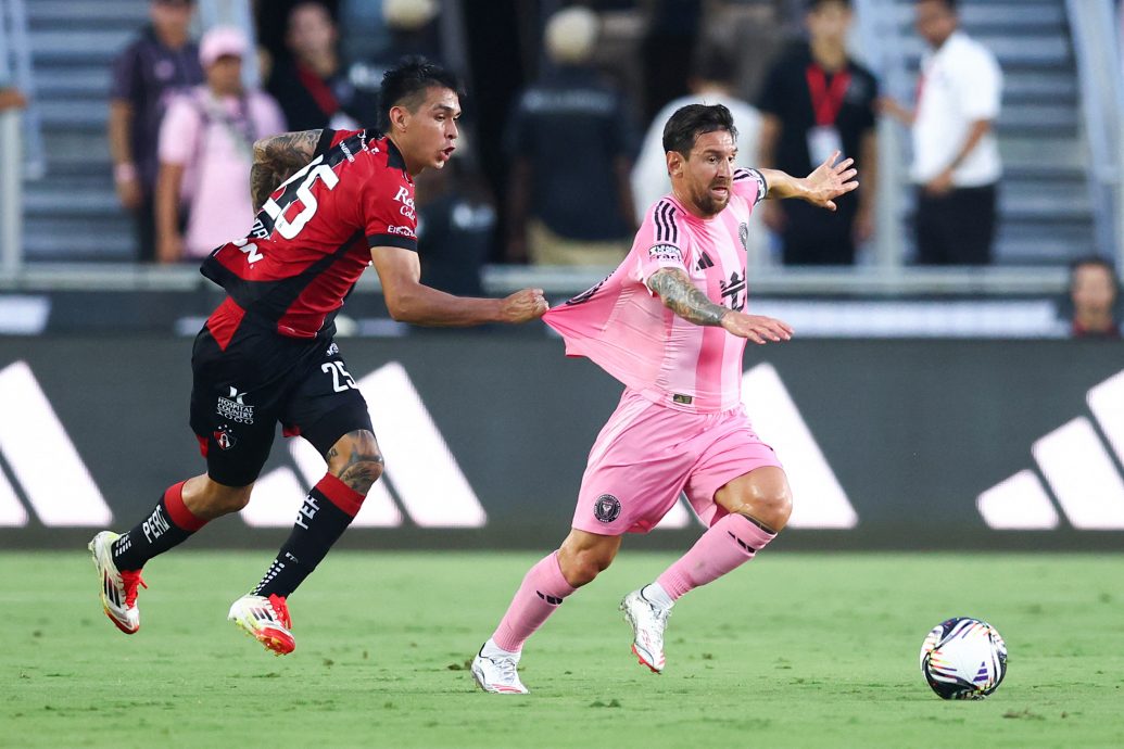 护主心切违规入场推对手球员  梅西保镖遭停职