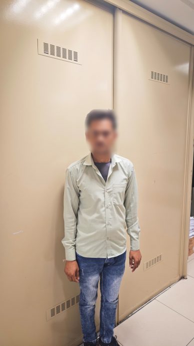 护照上有盖章系统却没记录 2外籍男子KLIA离境时被捕