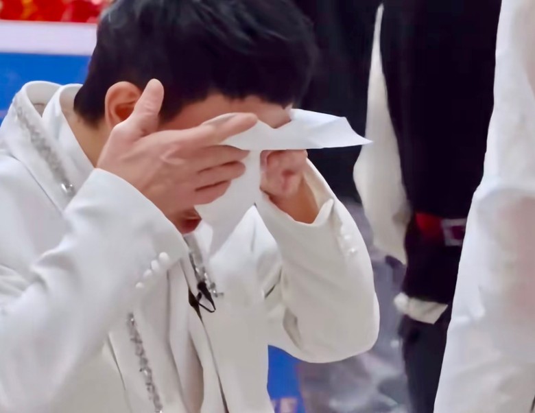 披荆斩棘2025|彩排屡忘词挨批最差表演 陈小春得悉赛果自责掉泪