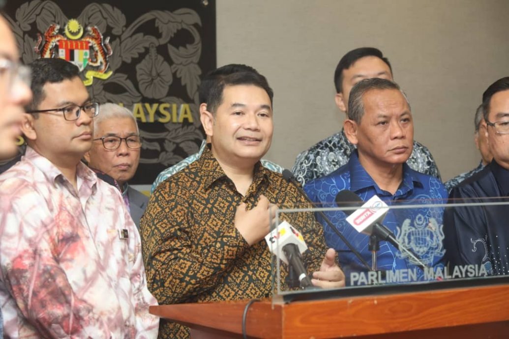 拉菲兹儿子遇袭|拉菲兹：初部排除中毒 需半年排查是否感染病毒