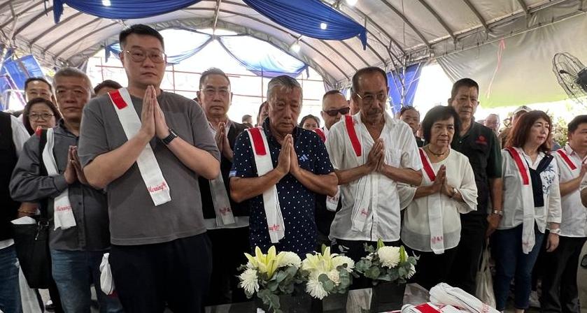 拿督吴亚烈母亲出殡