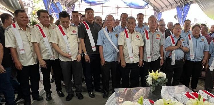 拿督吴亚烈母亲出殡