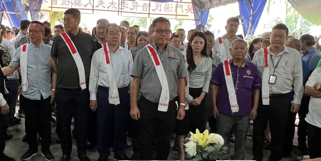 拿督吴亚烈母亲出殡