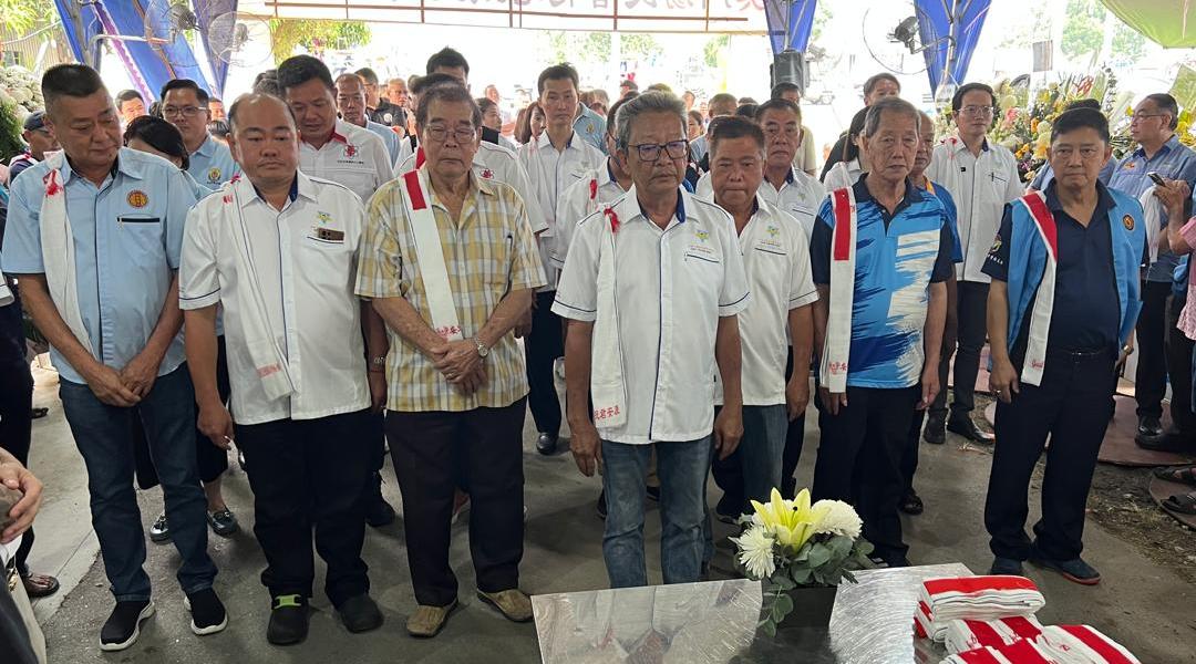 拿督吴亚烈母亲出殡