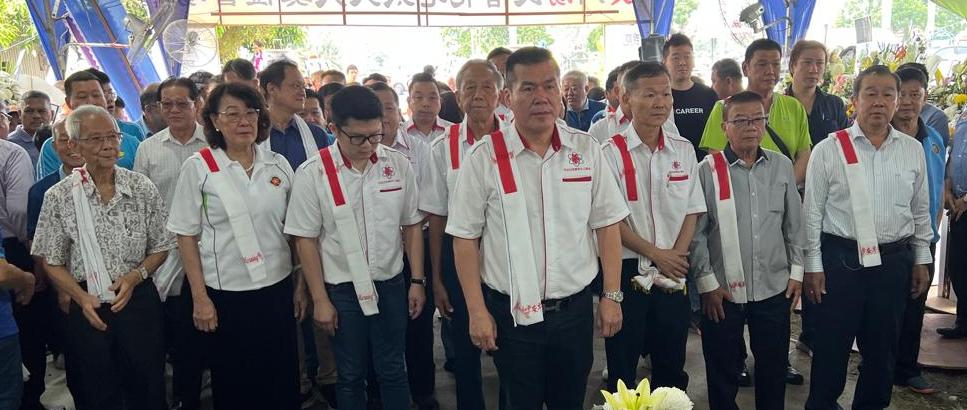 拿督吴亚烈母亲出殡