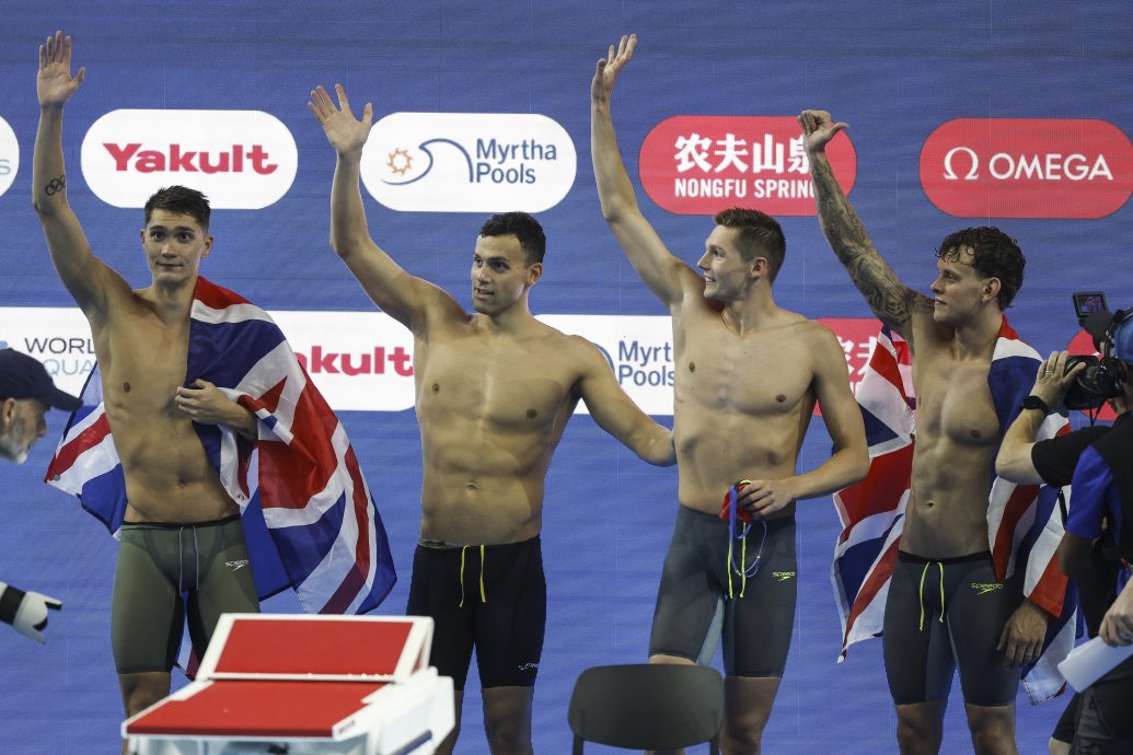 新加坡世界水上运动锦标赛|  压线晋级上演“边道奇迹”重夺冠  覃海洋为自己打满分