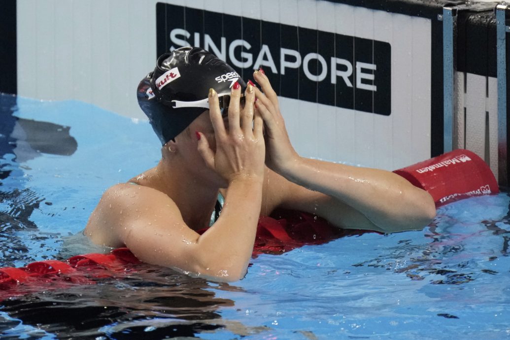 新加坡世界水上运动锦标赛| 徒弟包揽男200米混泳三甲  名帅鲍曼续擦亮招牌