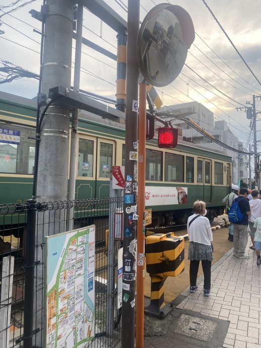 日媒:游日香港2岁男童 江之岛电铁平交道碰撞事故轻伤