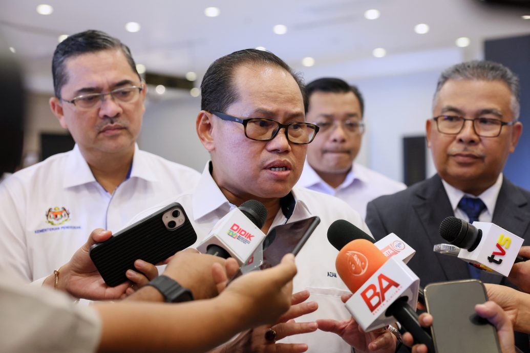 早报封面/“我们痛恨霸凌” 中小学须每日高喊宣言