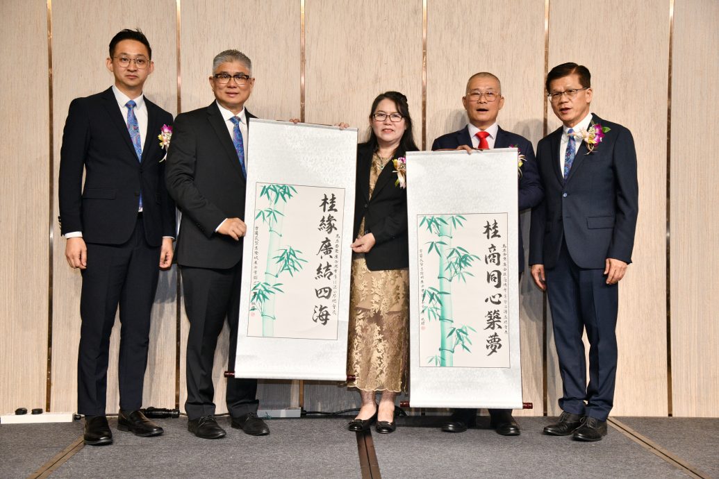 早报必下-大都会/(主文)雪隆广西会馆第63届理事会就职典礼/5图