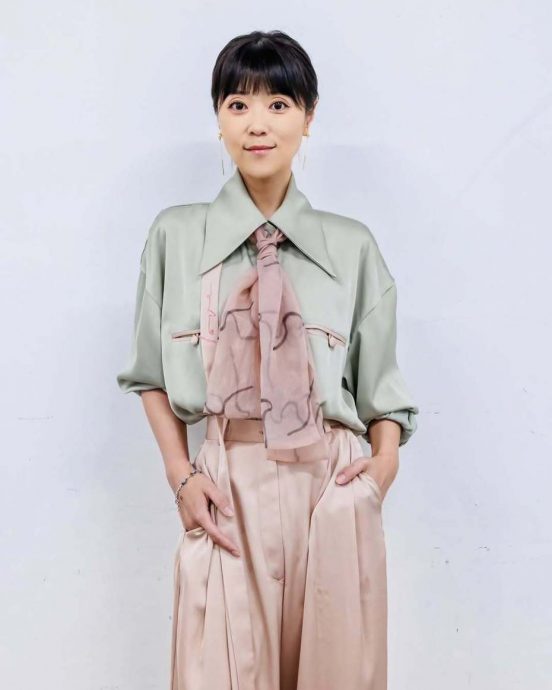 曹雅雯又遭新加坡狂粉突袭 堵人抢手机闹上警局