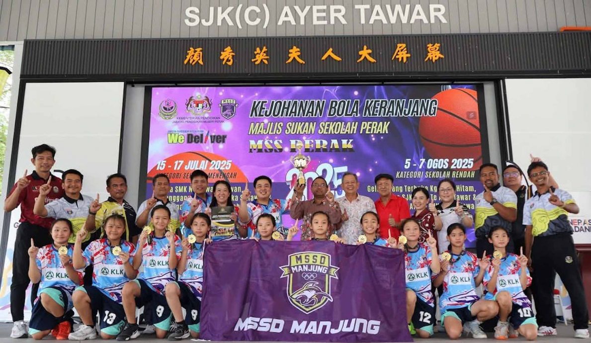 曼绒小学男女篮球队 创连夺4届学联赛冠军记录