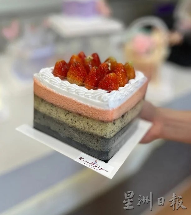 曾砸1800为前男友庆生 女子叹交往1年仅获1包奶茶