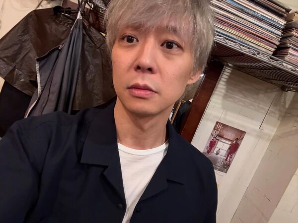 朴有天一头银发遭酸爆　韩媒：快速老化