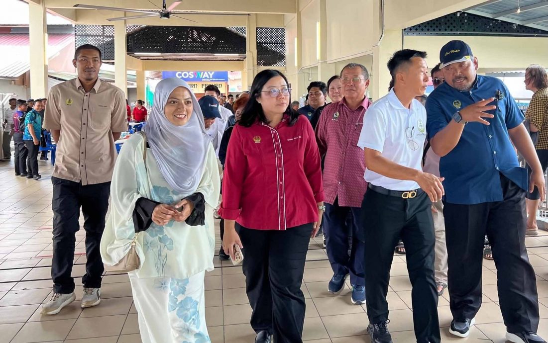 村委会善用改造 邦咯岛吉灵丸码头变身美食市集