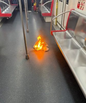 杭州地铁充电宝自燃起火 乘客：有3C认证