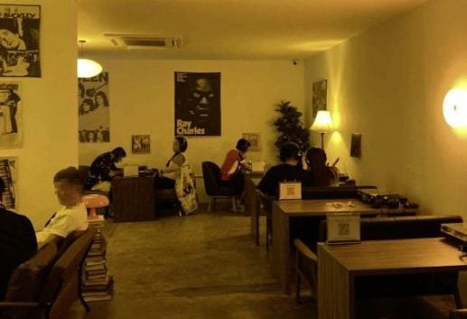 林佚/隐藏在PJ Seapark的黑胶唱片体感型咖啡厅