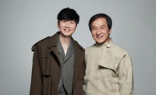  林俊杰新歌望带给大家欢乐 　成龙叹拍动作戏辛苦：哪有快乐啊！