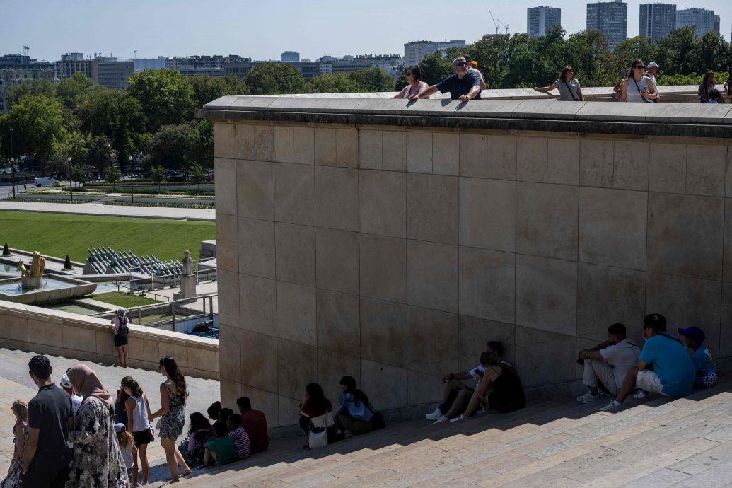 欧洲热浪引发野火并值气温创新高 意大利一儿童中暑不治