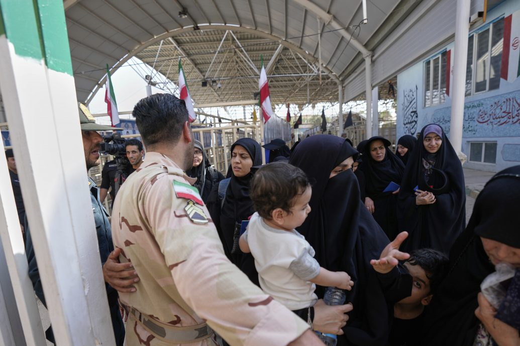 氯气泄漏 600多名朝圣者住院