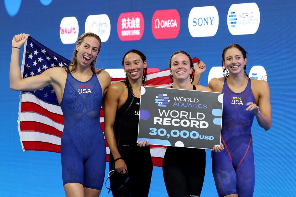水上运动世锦赛|女4x100米混合泳破世界纪录  美国高姿态摘金收官