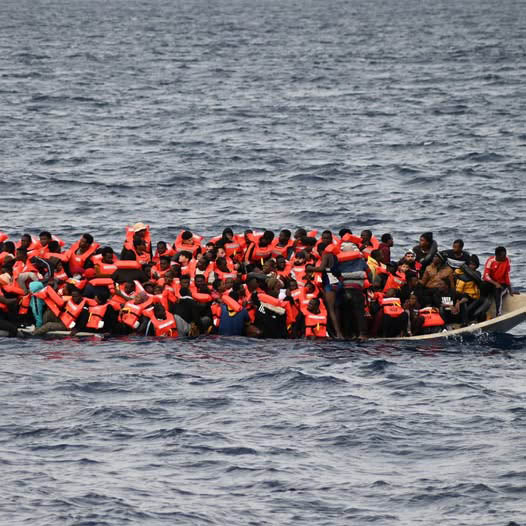 求真（全国版）乘船横渡英吉利海峡 英国移民今年累计逾2.5万人