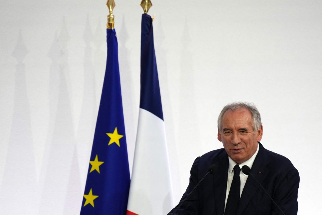 法国总理贝鲁撙节预算案酿倒阁危机 政局恐再陷动荡