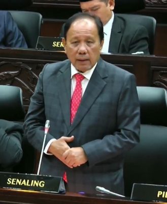 波小国旗倒挂事件引森州议会关注，多名议员吁理性处理