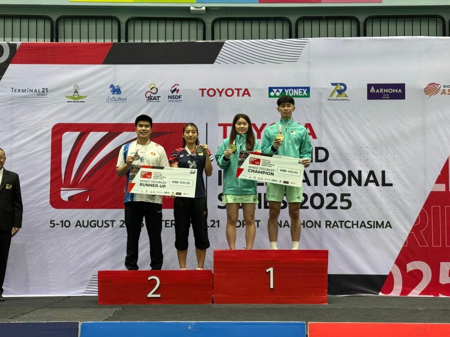 泰国羽球国际系列赛|勇挫东道主头号种子混双 黄宇恒(曾雯诗)夺成年赛首冠