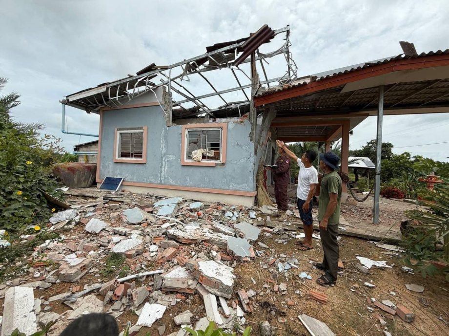 泰国F-16空袭柬埔寨投下1549枚炸弹 实地检查未爆弹