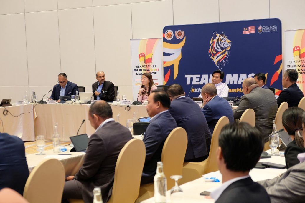 泰拳+法式滚球+印度武术 列雪州马运会附加赛项