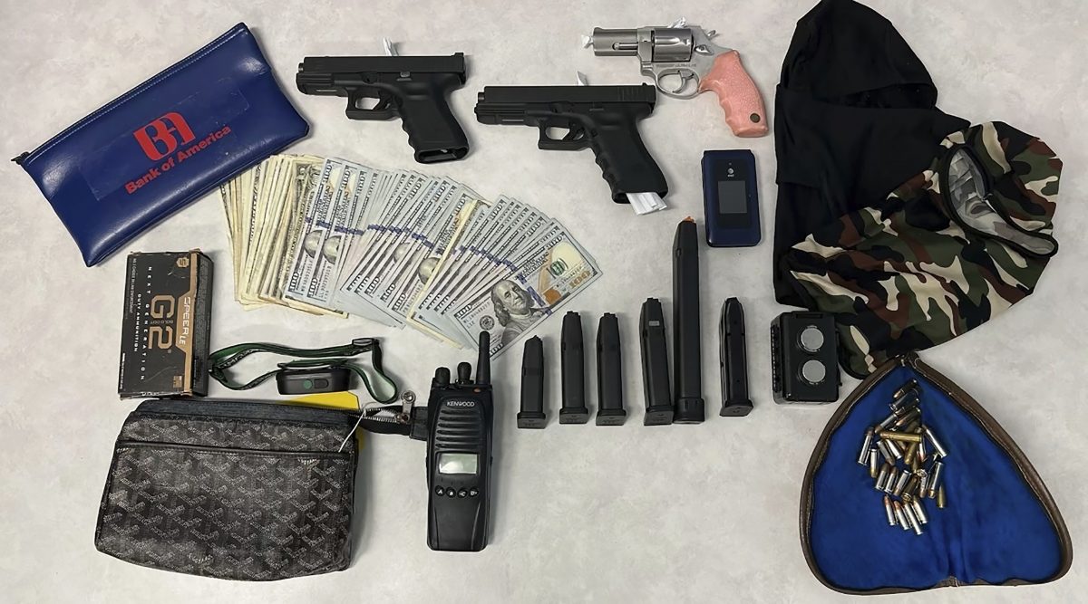 洛杉矶警方逮捕一盗窃团伙 涉嫌近百起入室盗窃案