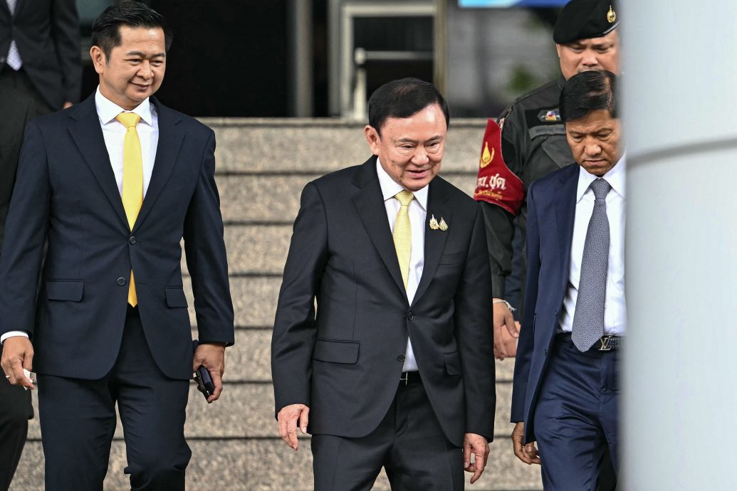 涉冒犯君主 泰国法院裁定塔辛无罪