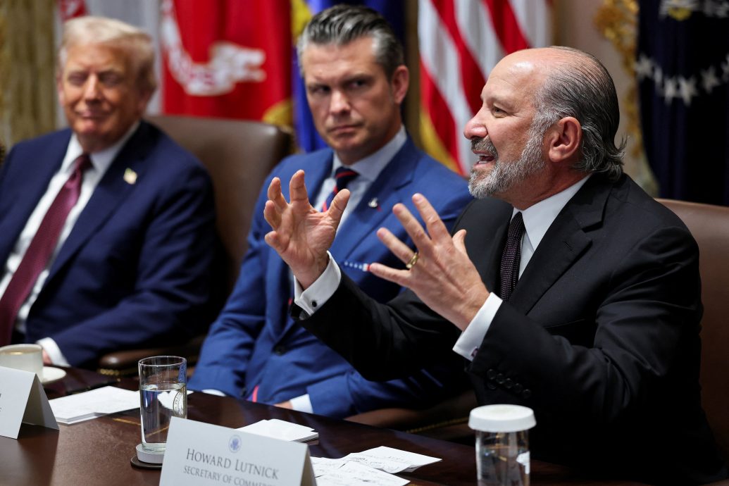 特朗普政府考虑入股军工企业 洛克希德马丁等巨头在列