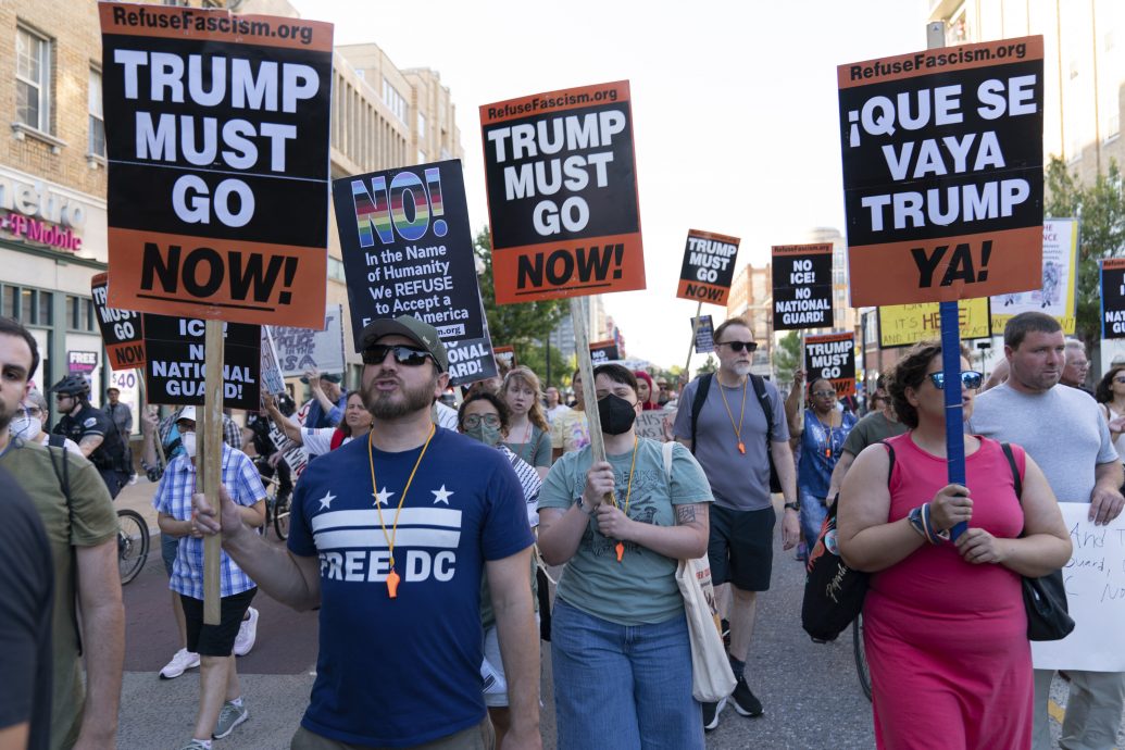 特朗普：促成普汀泽连斯基会晤如同让“油醋融合”