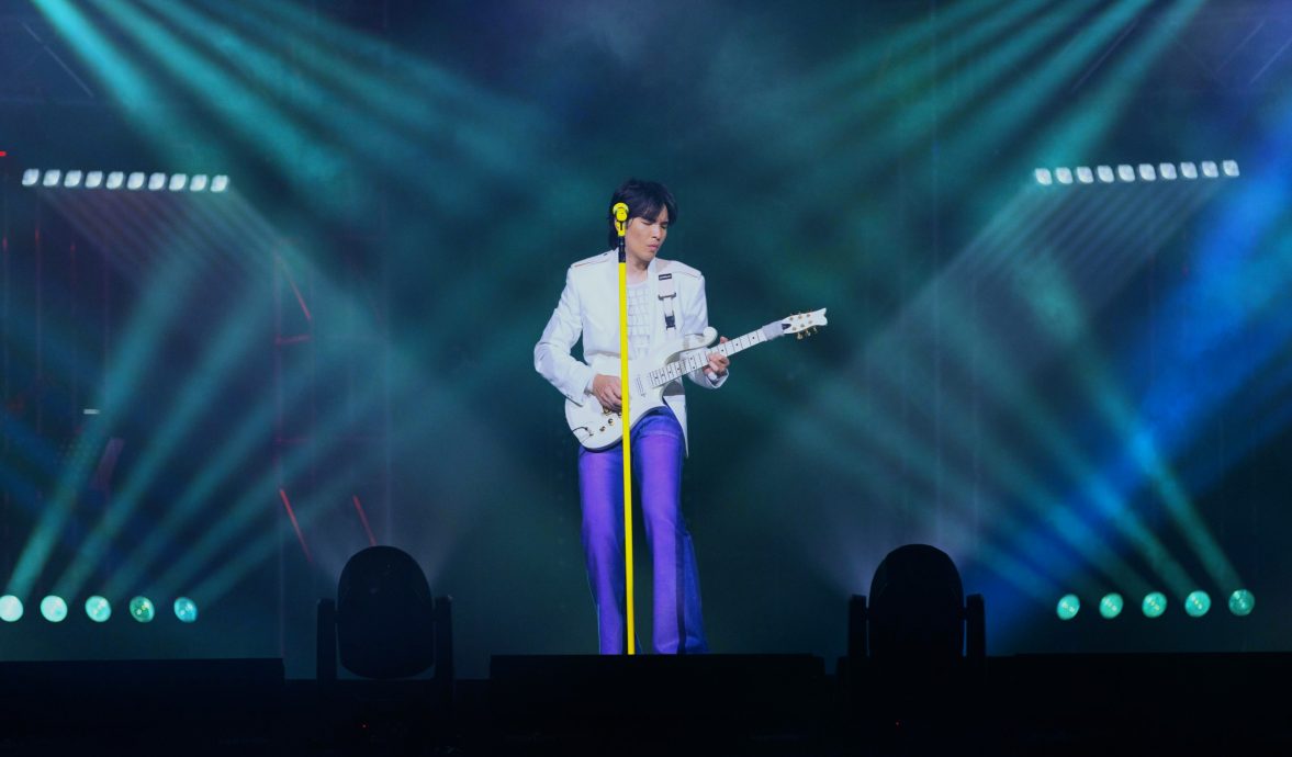 狂宠大马粉丝超时开唱 萧敬腾：罚就罚吧！