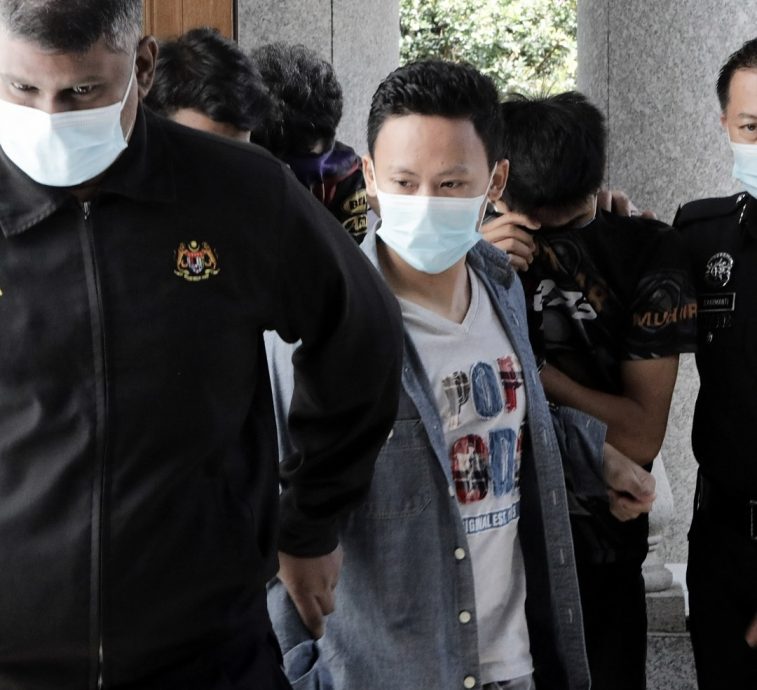  猥亵女童案罪名成立 武术教练黄德辅监13年打4鞭