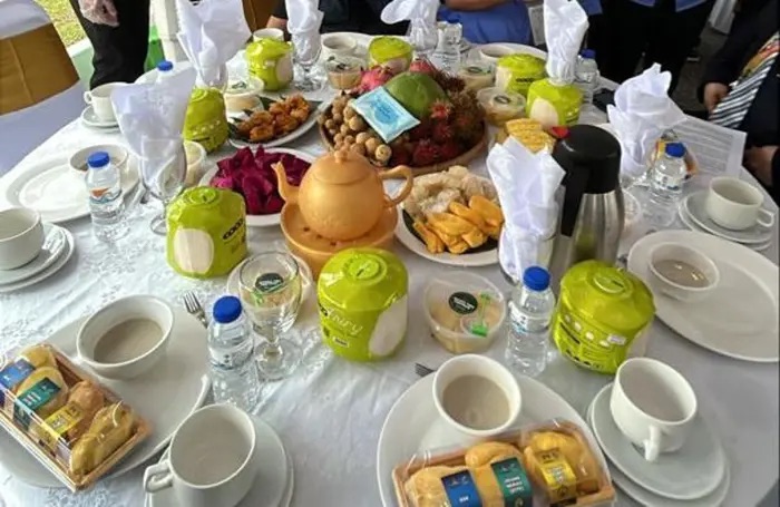 猫山王波罗蜜任吃 国会办榴梿自助 YB吃到饱