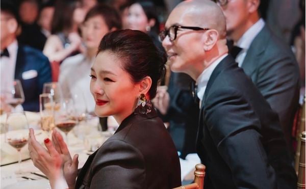 王伟忠忧心曝S妈需要帮助 鼓励小S重返工作岗位