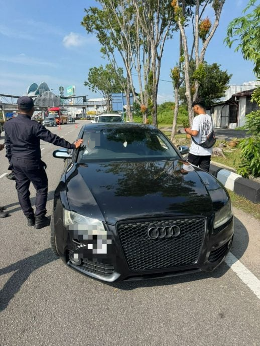 甲陆路交通局扣押4辆百万豪车 