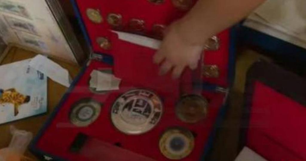 男子去世存款只剩几元！留下“满屋古董”鉴定结果换来伤悲