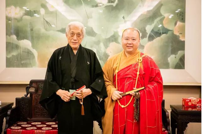 看世界) 一碗茶中出和平：日本茶道大宗匠千玄室102岁逝世