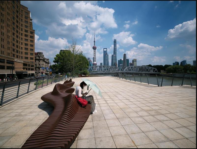 看世界)上海8月出现27个高温日 创夏季持续高温新纪录