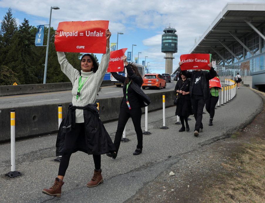看世界)加拿大政府命令周一复工 加航预计随后恢复航班