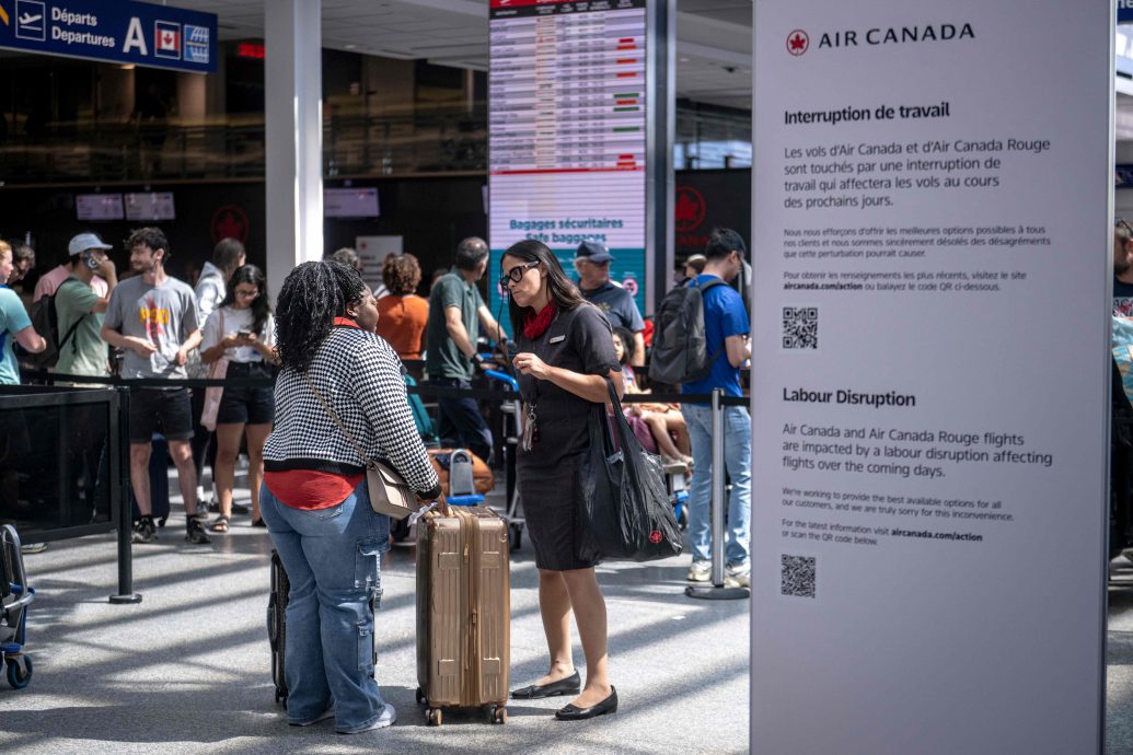 看世界)加拿大航空工会罢工　取消623航班影响10万人