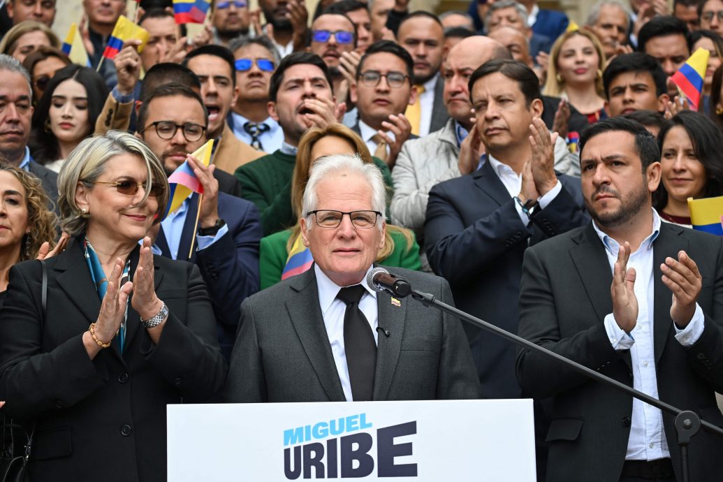 看世界/哥伦比亚总统参选人遭枪杀 父代子出征