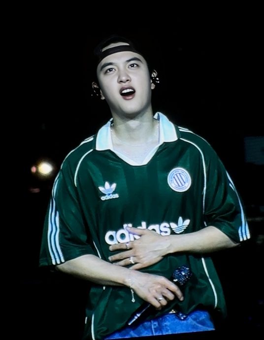 看本地美食应援视频馋了 D.O.揪粉丝去吃叻沙