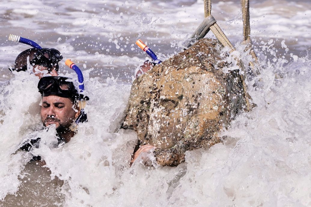 真实版亚特兰提斯! 埃及海底捞出“2000年古城”画面曝光