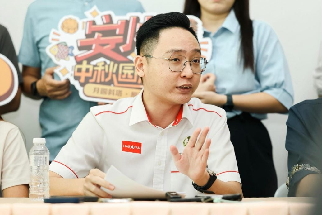 社青团斥黄佳祯“包皮论”低俗 暴露政党廉价水准